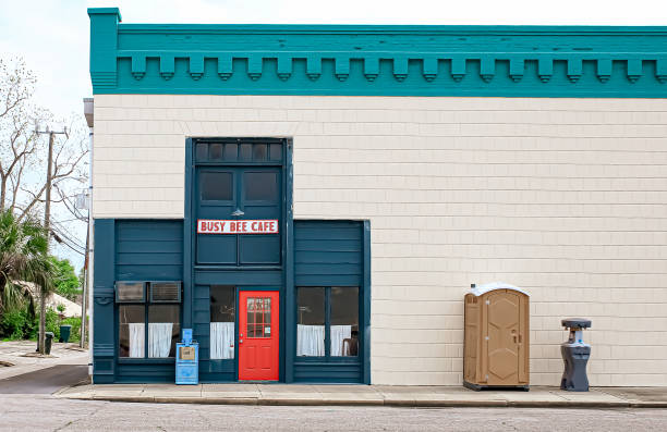 Best Portable toilet rental cost  in Wamego, KS